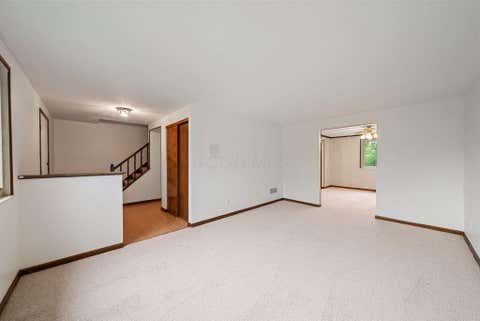 Tiny photo for 2256 Presley Drive, Grove City, OH 43123 (MLS # 226029481)