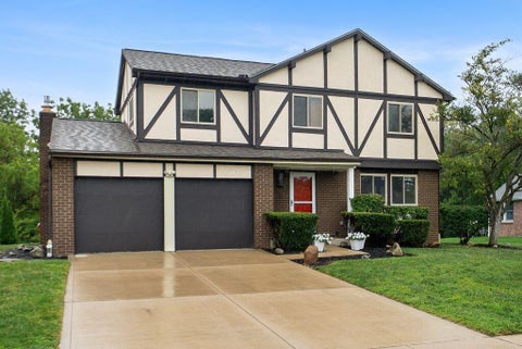 Tiny photo for 2256 Presley Drive, Grove City, OH 43123 (MLS # 226029481)