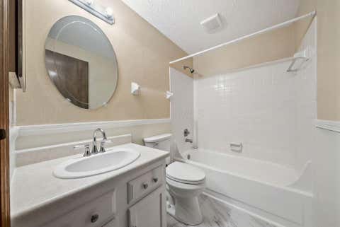 Tiny photo for 2256 Presley Drive, Grove City, OH 43123 (MLS # 226029481)