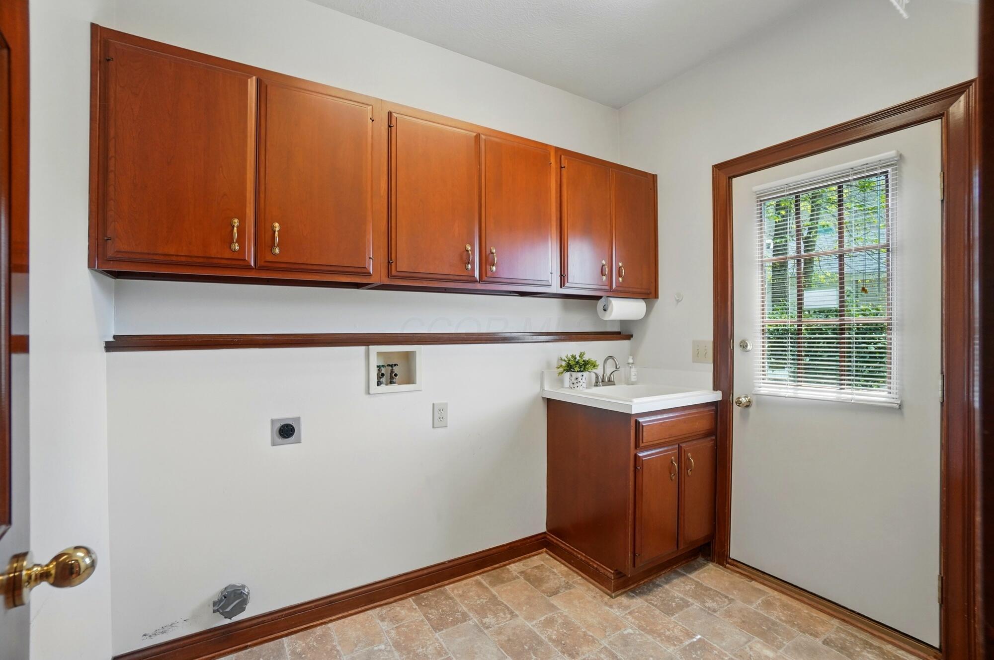 2584 Rittenour Court, Blacklick, Ohio image 49