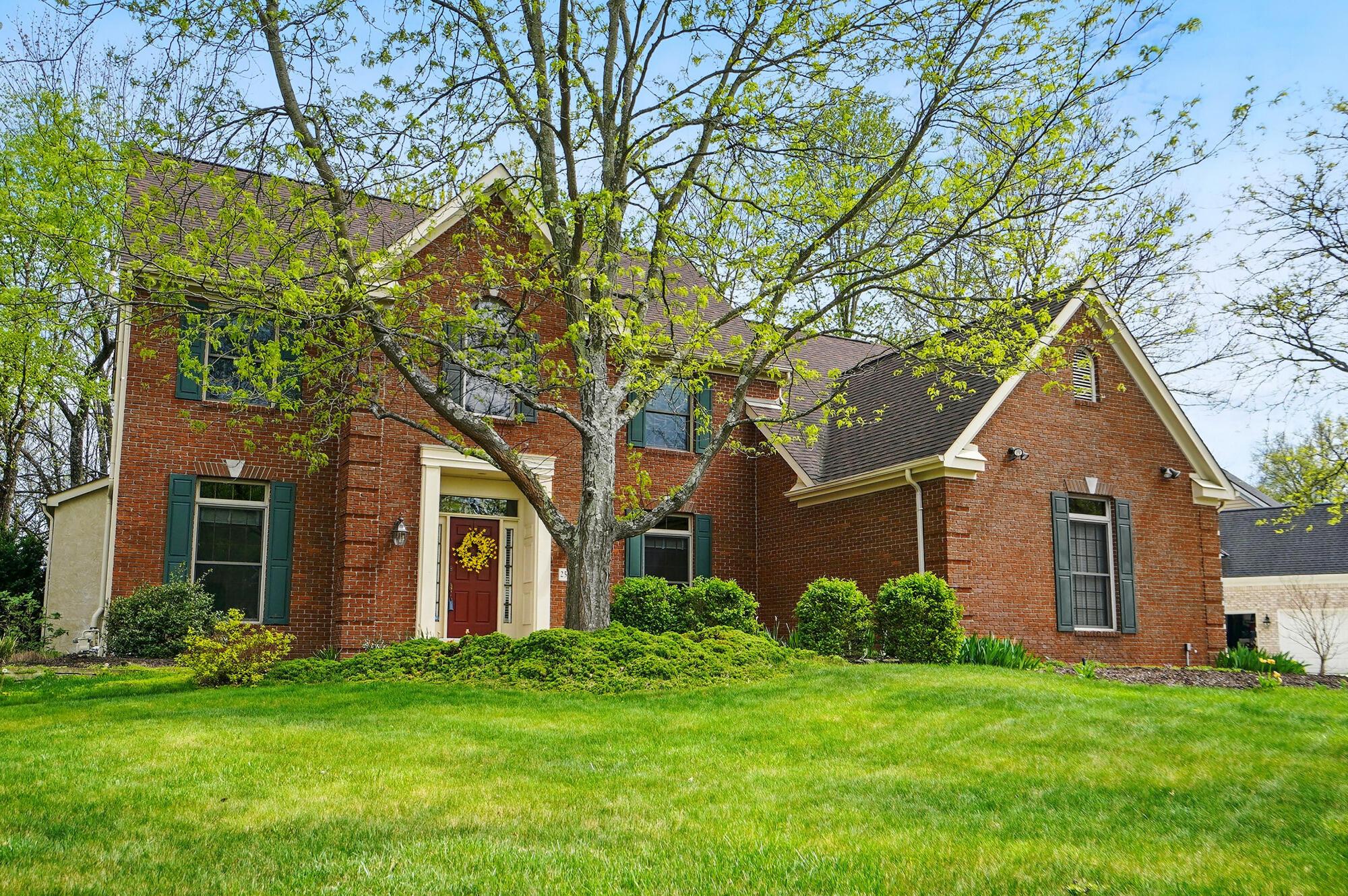 2584 Rittenour Court, Blacklick, Ohio image 2