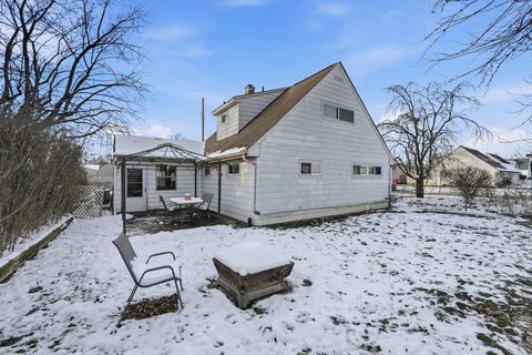 Tiny photo for 2943 Carol Avenue, Grove City, OH 43123 (MLS # 225044969)