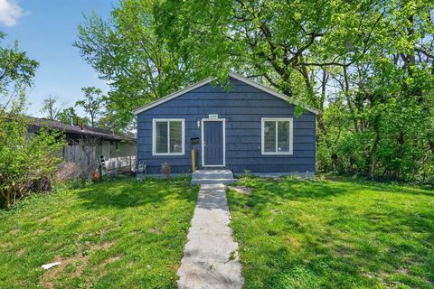 Photo of 146 Wrexham Avenue, Columbus, OH 43223 (MLS # 226012691)