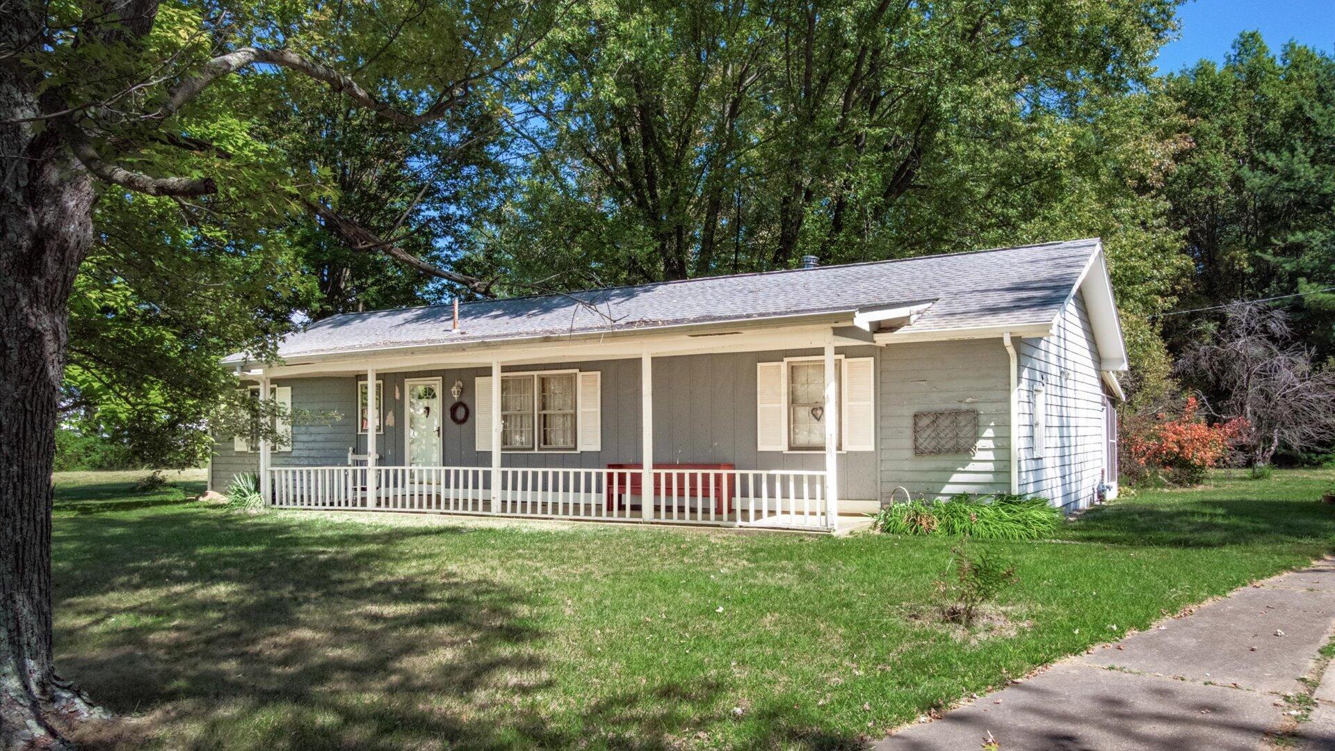 10475 Hazelton-Etna Road SW