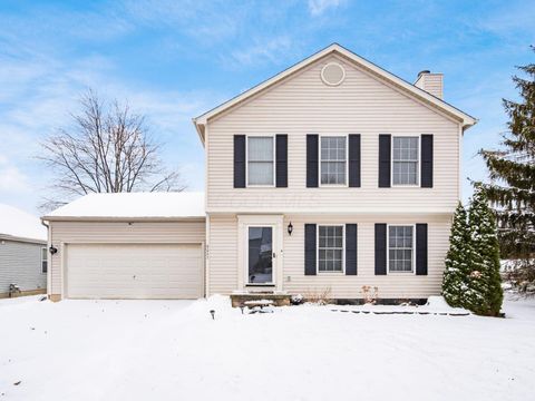 Photo of 8063 Arbor Rose Way, Blacklick, OH 43004 (MLS # 226006012)