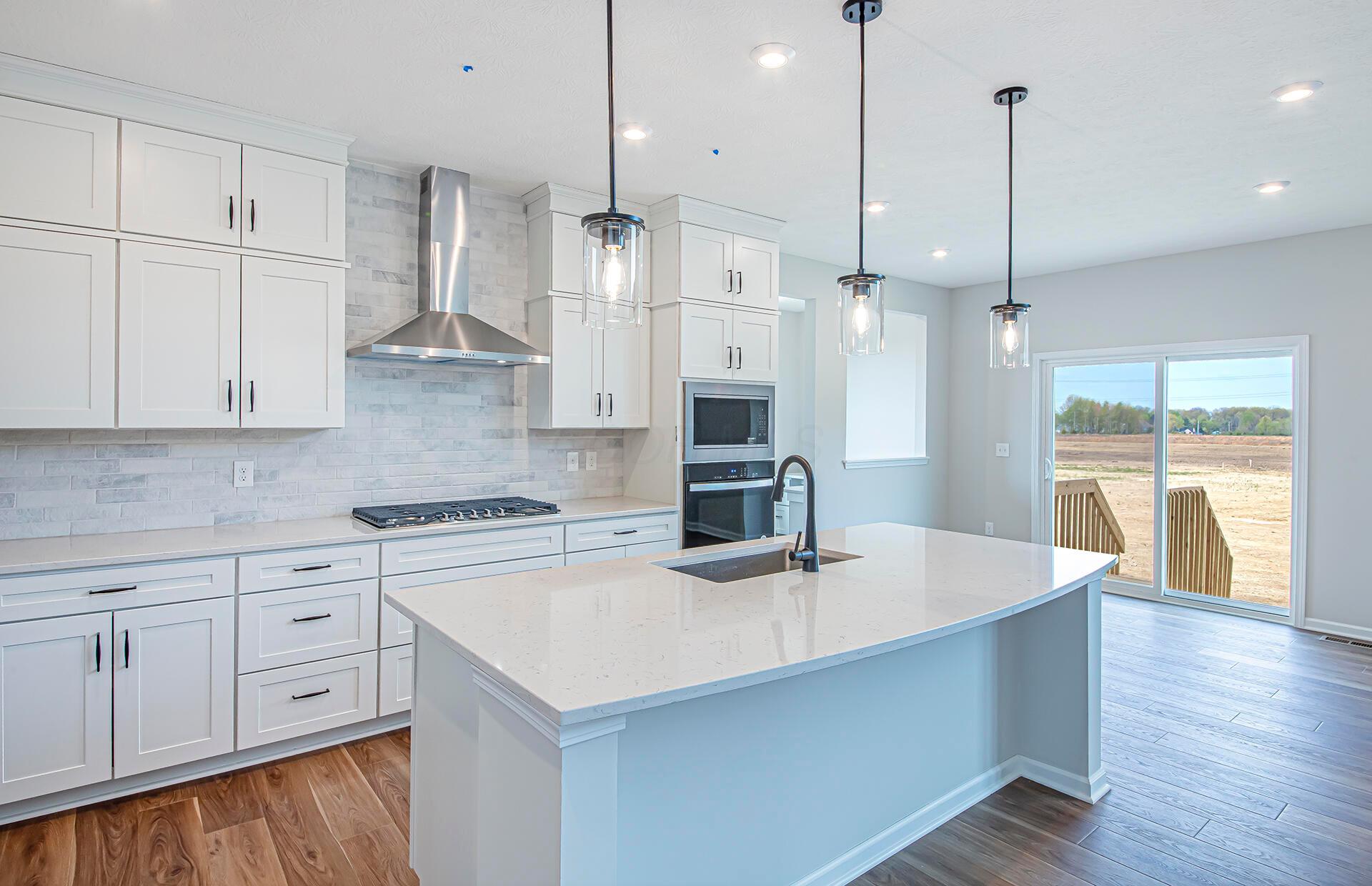 2475 Elisabeth Lane #LOT 37, Blacklick, Ohio image 5