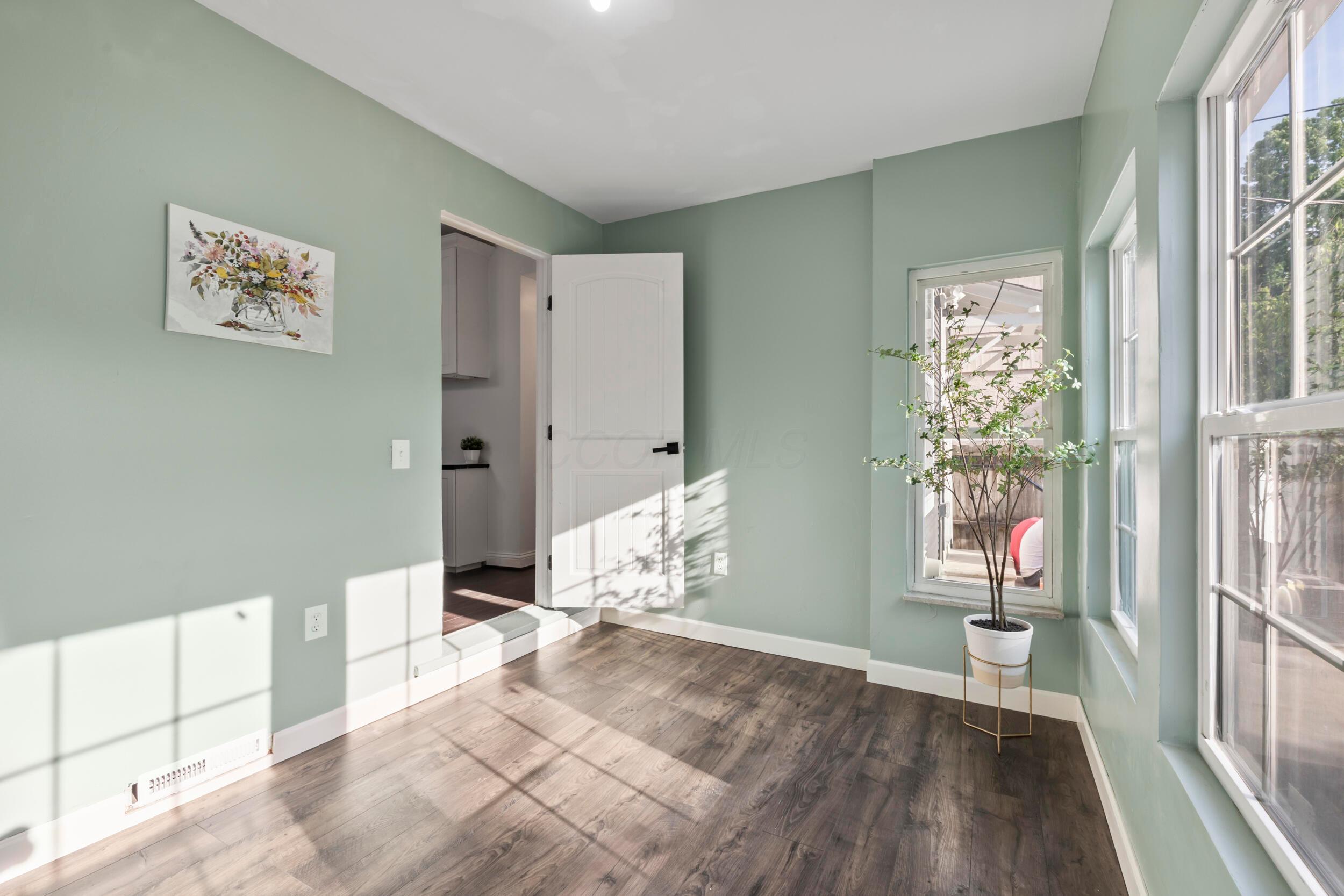 63 N Burgess Avenue, Columbus, Ohio image 10