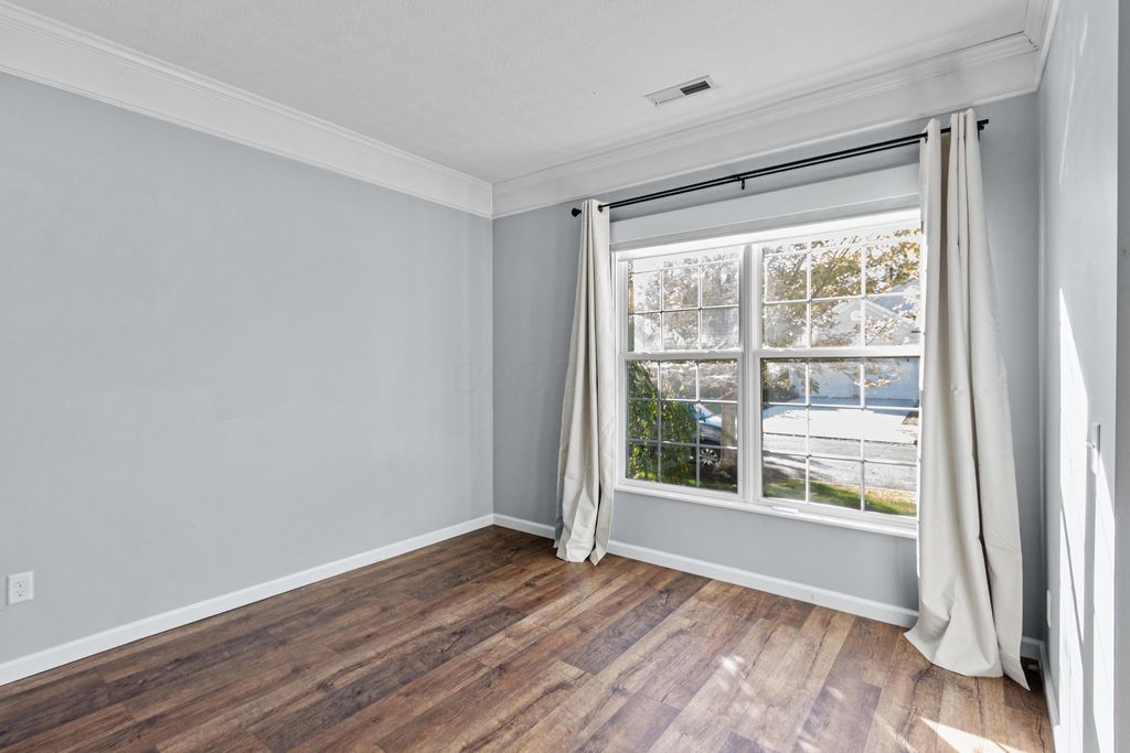 Photo of 6140 Ashtead Drive, New Albany, OH 43054 (MLS # 225039710)