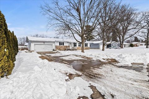 Tiny photo for 780 Wooddale Drive, Urbana, OH 43078 (MLS # 226003308)