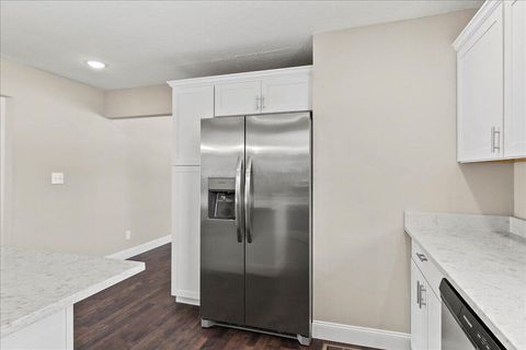 Tiny photo for 780 Wooddale Drive, Urbana, OH 43078 (MLS # 226003308)