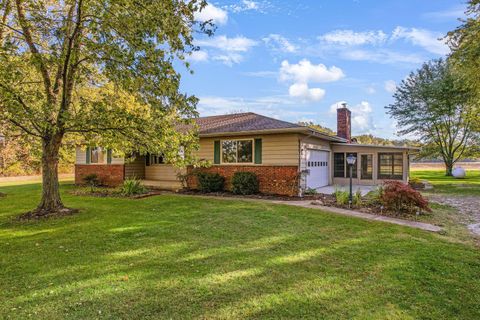 Photo of 10293 Smoke Road SW, Etna, OH 43062 (MLS # 225040647) Photo of 10293 Smoke Road SW, Etna, OH 43062 (MLS # 225040647)