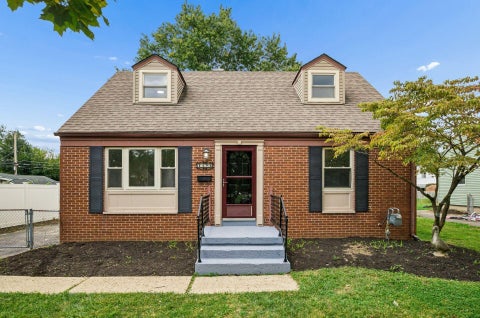Homes For Sale - 1196 Frisbee Drive<br/> Columbus, OH 43224