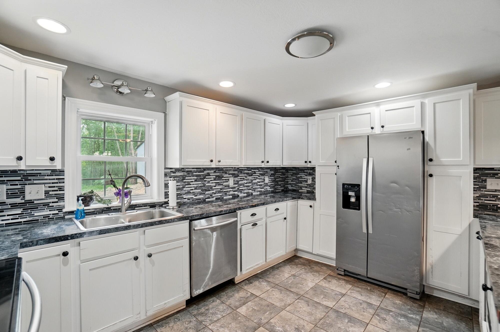 9820 Heimberger Road, Baltimore, Ohio image 16