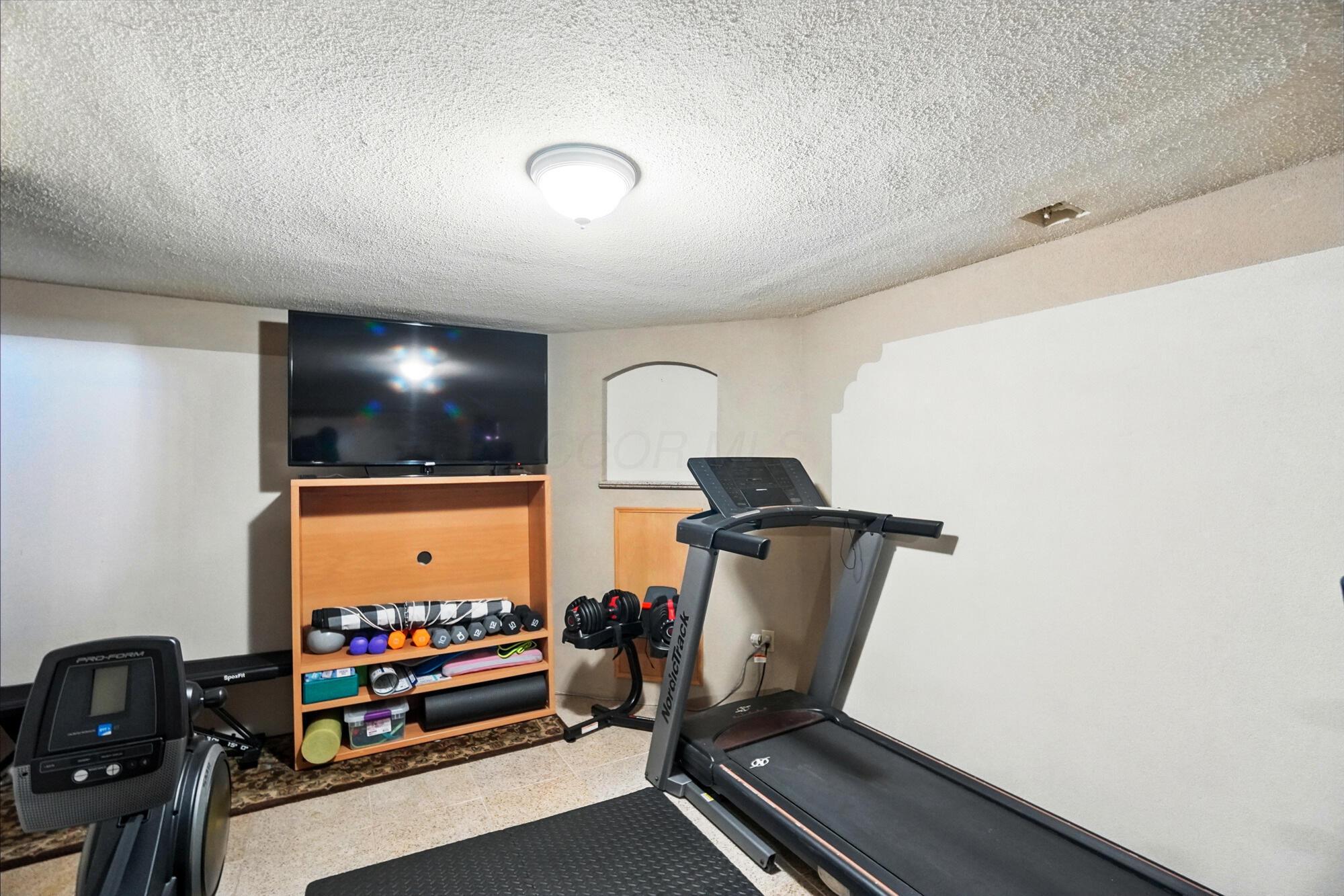 8380 Squad Drive, Galloway, Ohio image 35