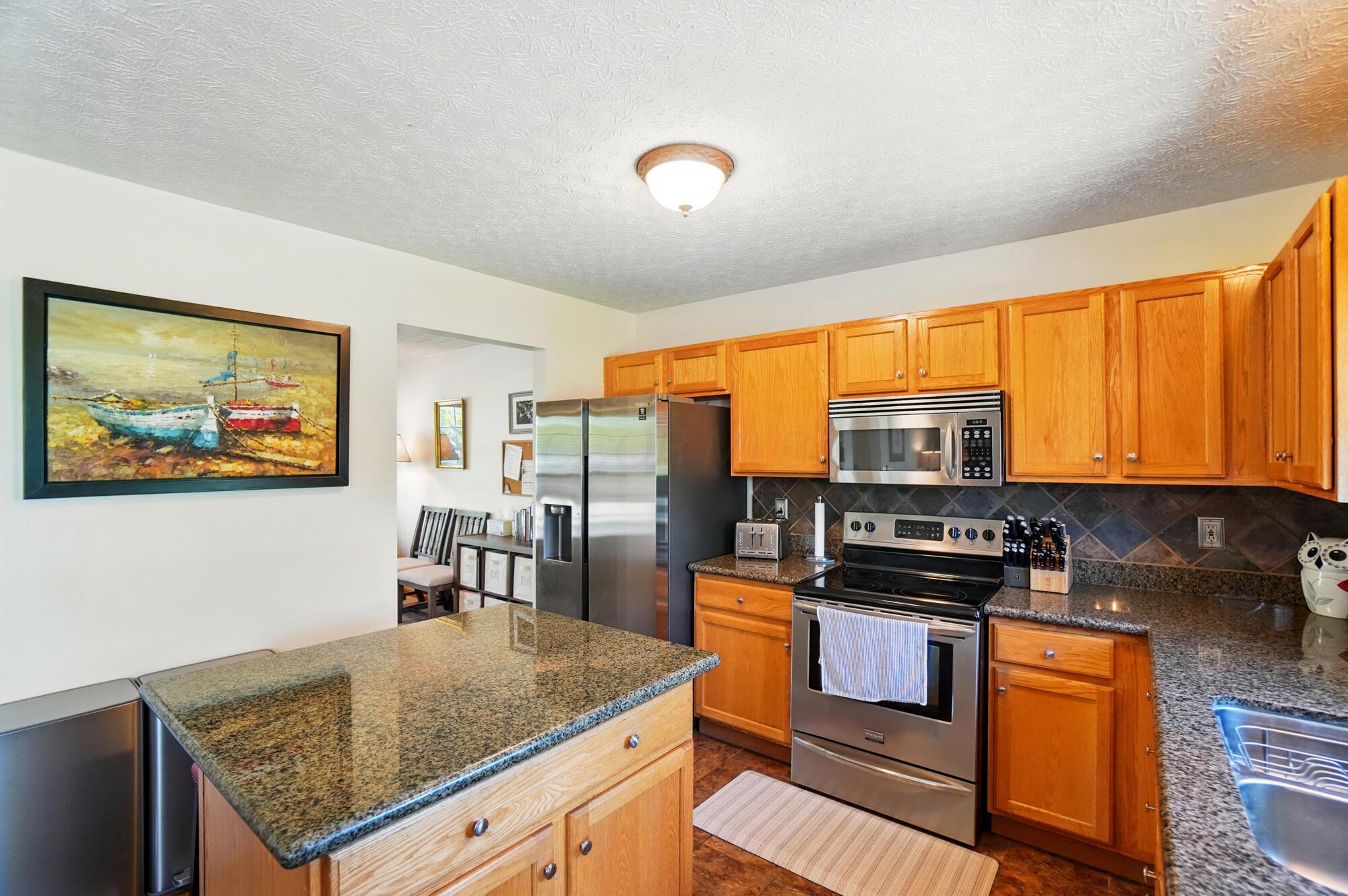8380 Squad Drive, Galloway, Ohio image 12