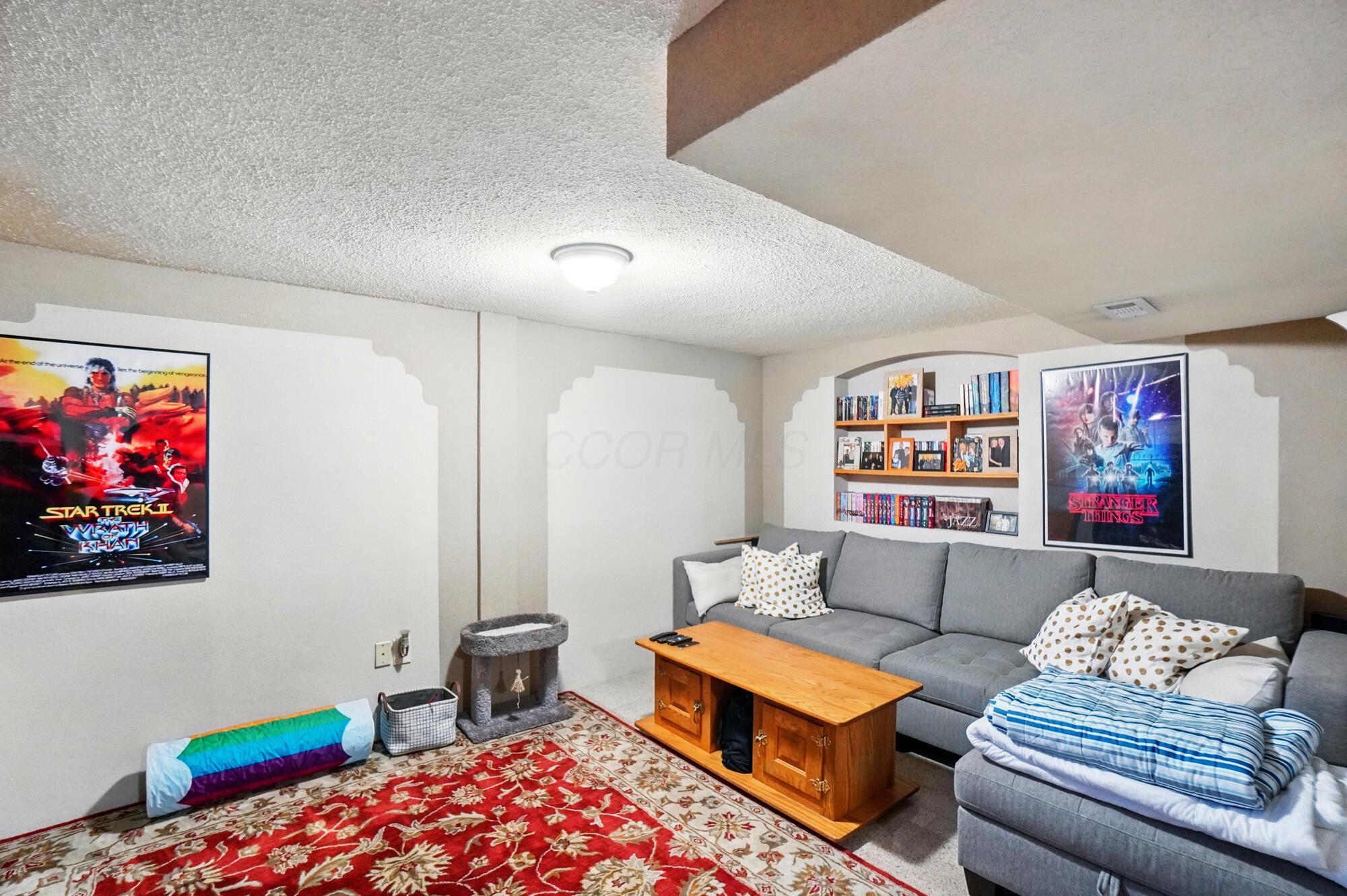 8380 Squad Drive, Galloway, Ohio image 37