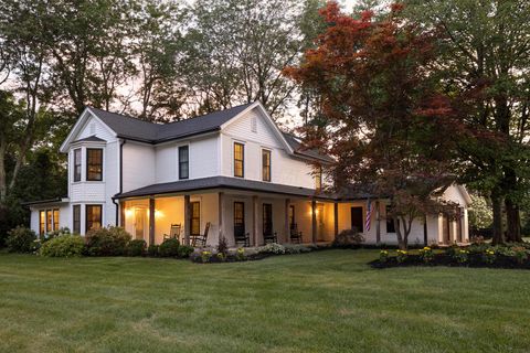 Photo of 7435 Bevelhymer Road, New Albany, OH 43054 (MLS # 225041413)