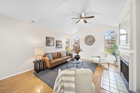 Tiny photo for 4933 Berry Leaf Place, Hilliard, OH 43026 (MLS # 225045437)