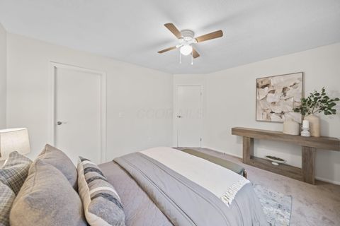 Tiny photo for 4933 Berry Leaf Place, Hilliard, OH 43026 (MLS # 225045437)