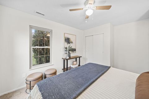 Tiny photo for 4933 Berry Leaf Place, Hilliard, OH 43026 (MLS # 225045437)