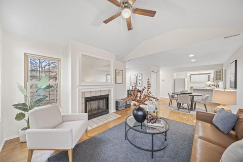 Tiny photo for 4933 Berry Leaf Place, Hilliard, OH 43026 (MLS # 225045437)