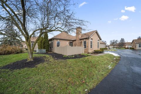 Tiny photo for 4933 Berry Leaf Place, Hilliard, OH 43026 (MLS # 225045437)