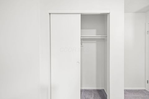 Tiny photo for 4933 Berry Leaf Place, Hilliard, OH 43026 (MLS # 225045437)