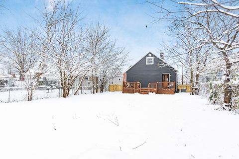 Tiny photo for 2205 Lexington Avenue, Columbus, OH 43211 (MLS # 225044675)