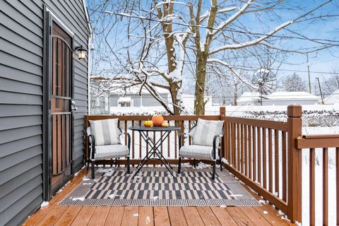 Tiny photo for 2205 Lexington Avenue, Columbus, OH 43211 (MLS # 225044675)