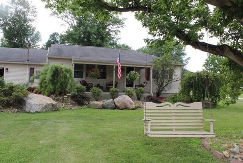 Photo of 2667 NW Mounts Road NW, Alexandria, OH 43001 (MLS # 225038632)