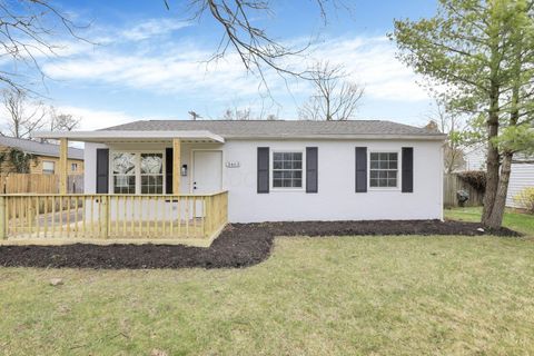 Photo of 3463 Paxton Drive, Hilliard, OH 43026 (MLS # 226007837)