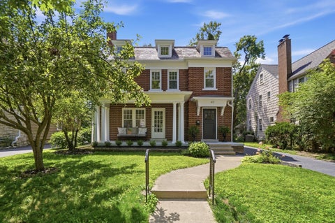 Photo of 49 S Cassady Avenue, Columbus, OH 43209 (MLS # 226024517)