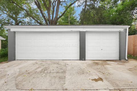 Tiny photo for 222 W North Broadway Street, Columbus, OH 43214 (MLS # 226000363)