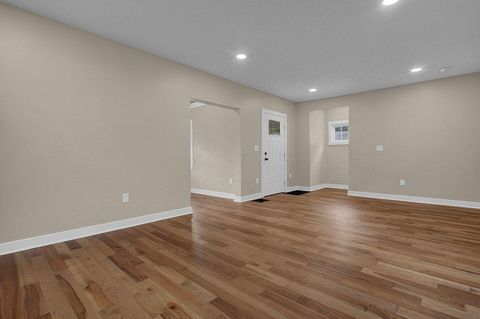 Tiny photo for 222 W North Broadway Street, Columbus, OH 43214 (MLS # 226000363)