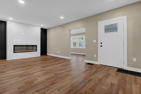 Tiny photo for 222 W North Broadway Street, Columbus, OH 43214 (MLS # 226000363)