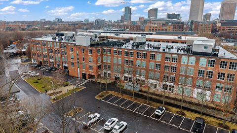 Photo of 448 W Nationwide Boulevard 404 #404, Columbus, OH 43215 (MLS # 226006574)