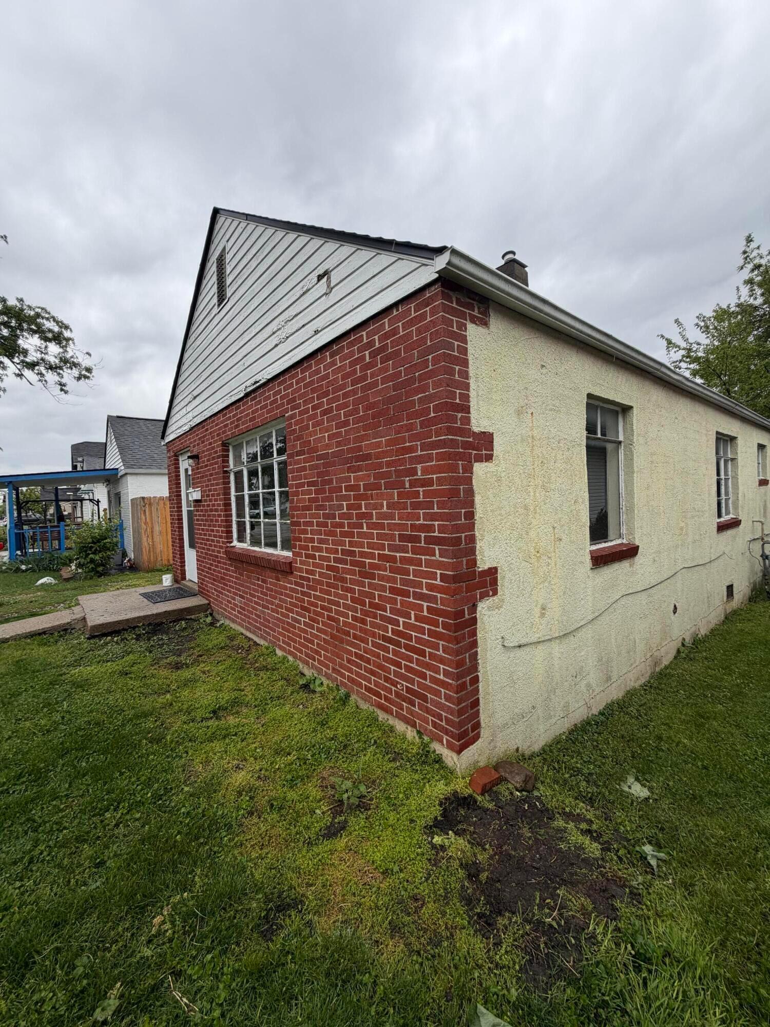 56 Broadlawn Avenue