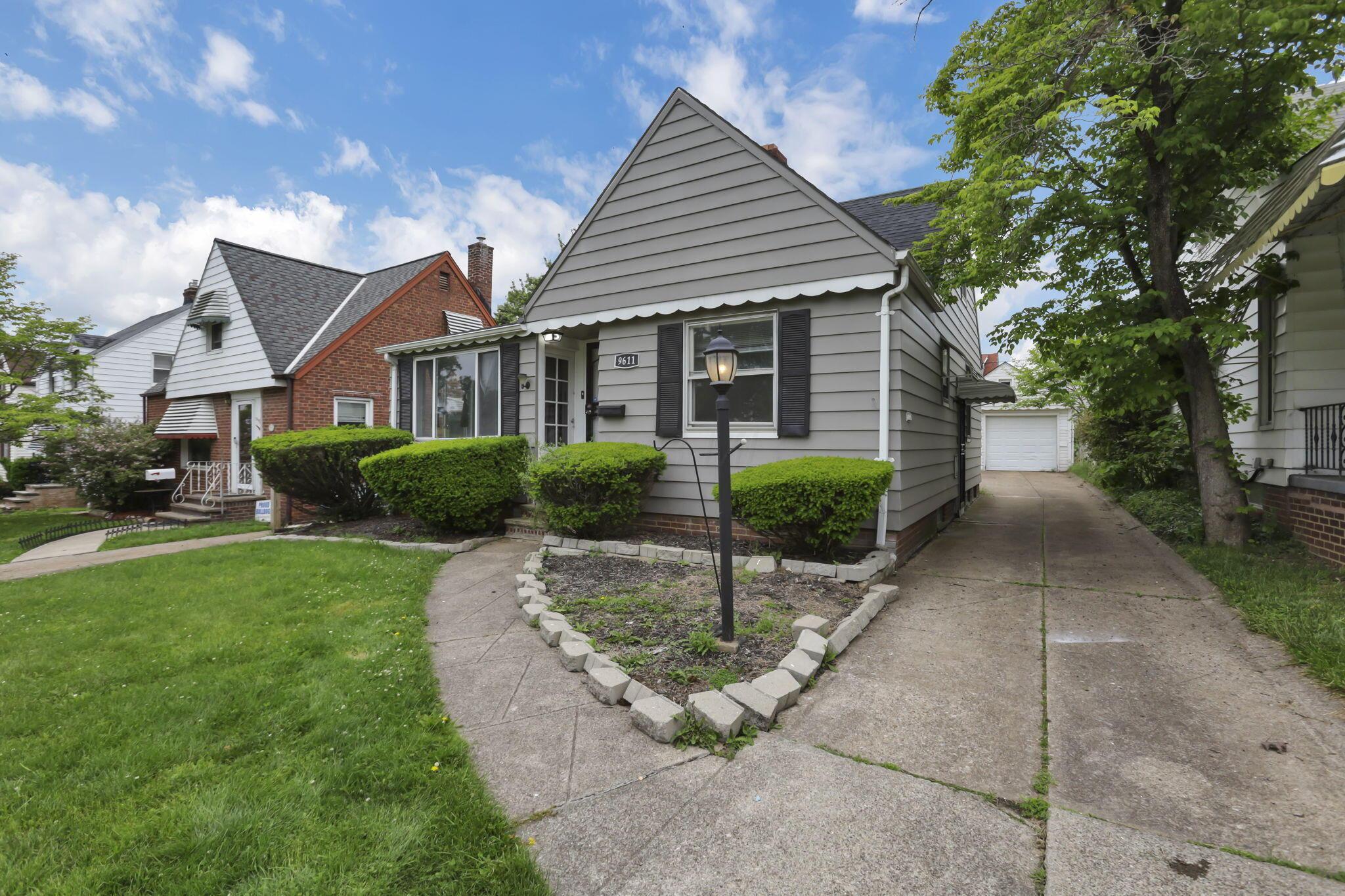 9611 Mccracken Road, Garfield Heights, Ohio image 1