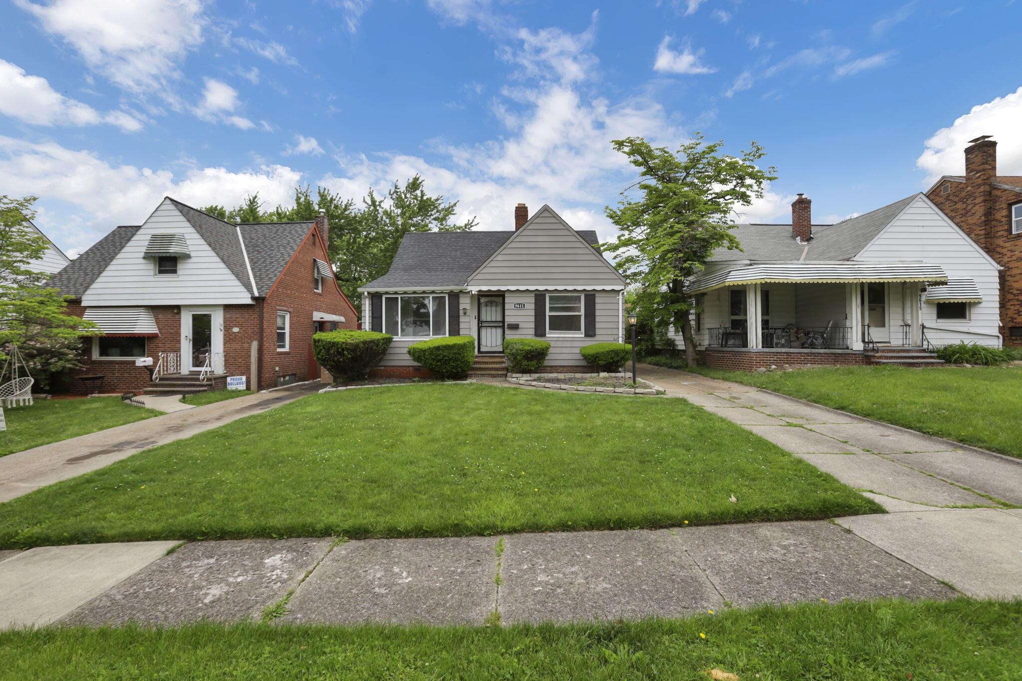 9611 Mccracken Road, Garfield Heights, Ohio image 2