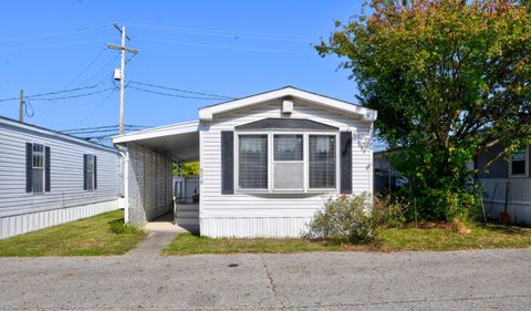 Photo of 5019 N High Street 82 #82, Columbus, OH 43214 (MLS # 226000520)