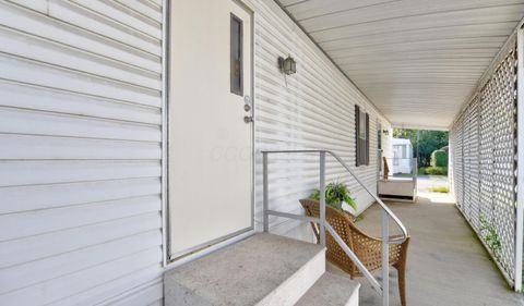 Tiny photo for 5019 N High Street 82 #82, Columbus, OH 43214 (MLS # 226000520)