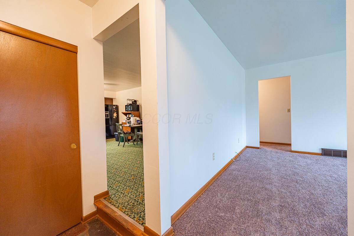 5513 Tamarack Boulevard, Columbus, Ohio image 3
