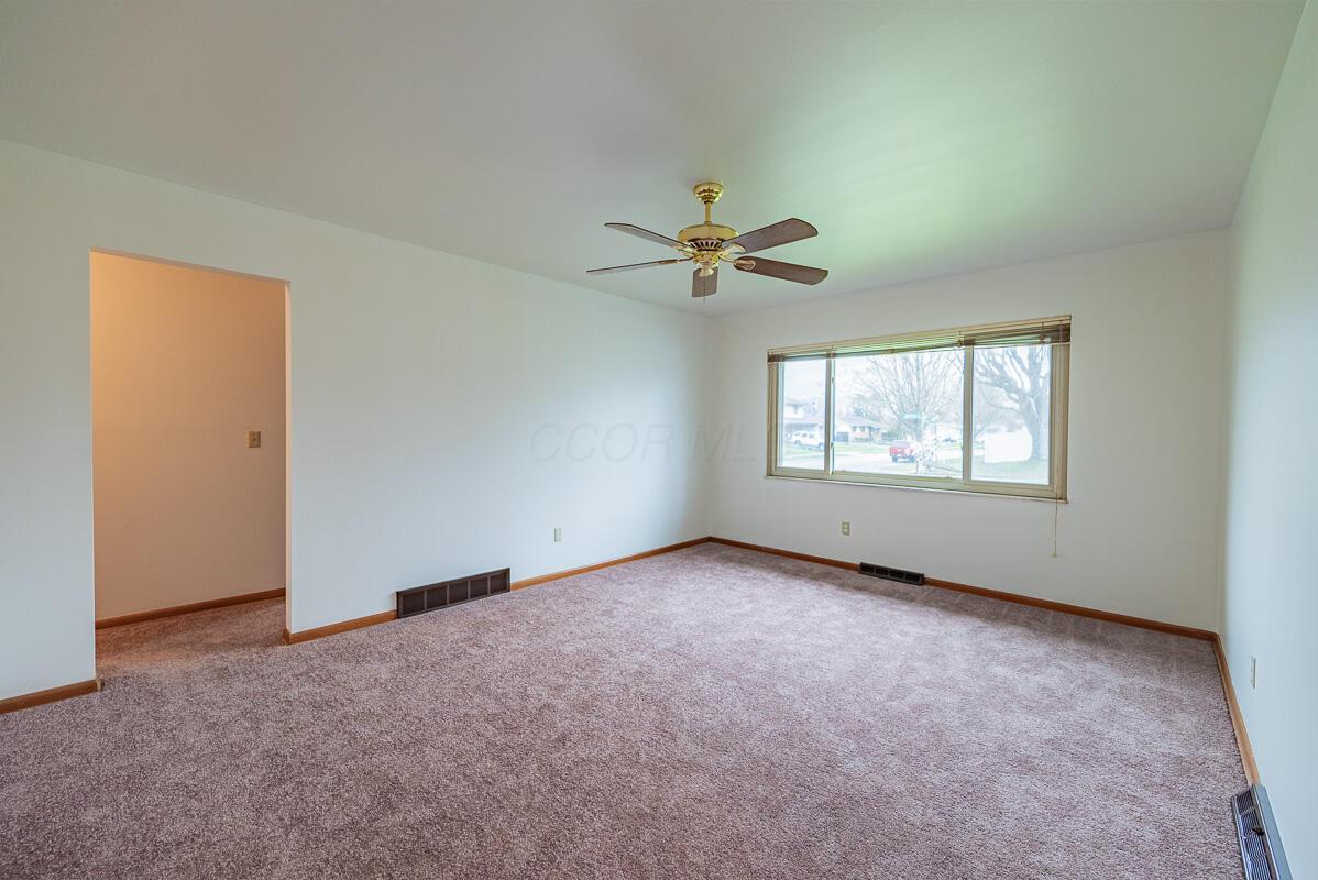 5513 Tamarack Boulevard, Columbus, Ohio image 4