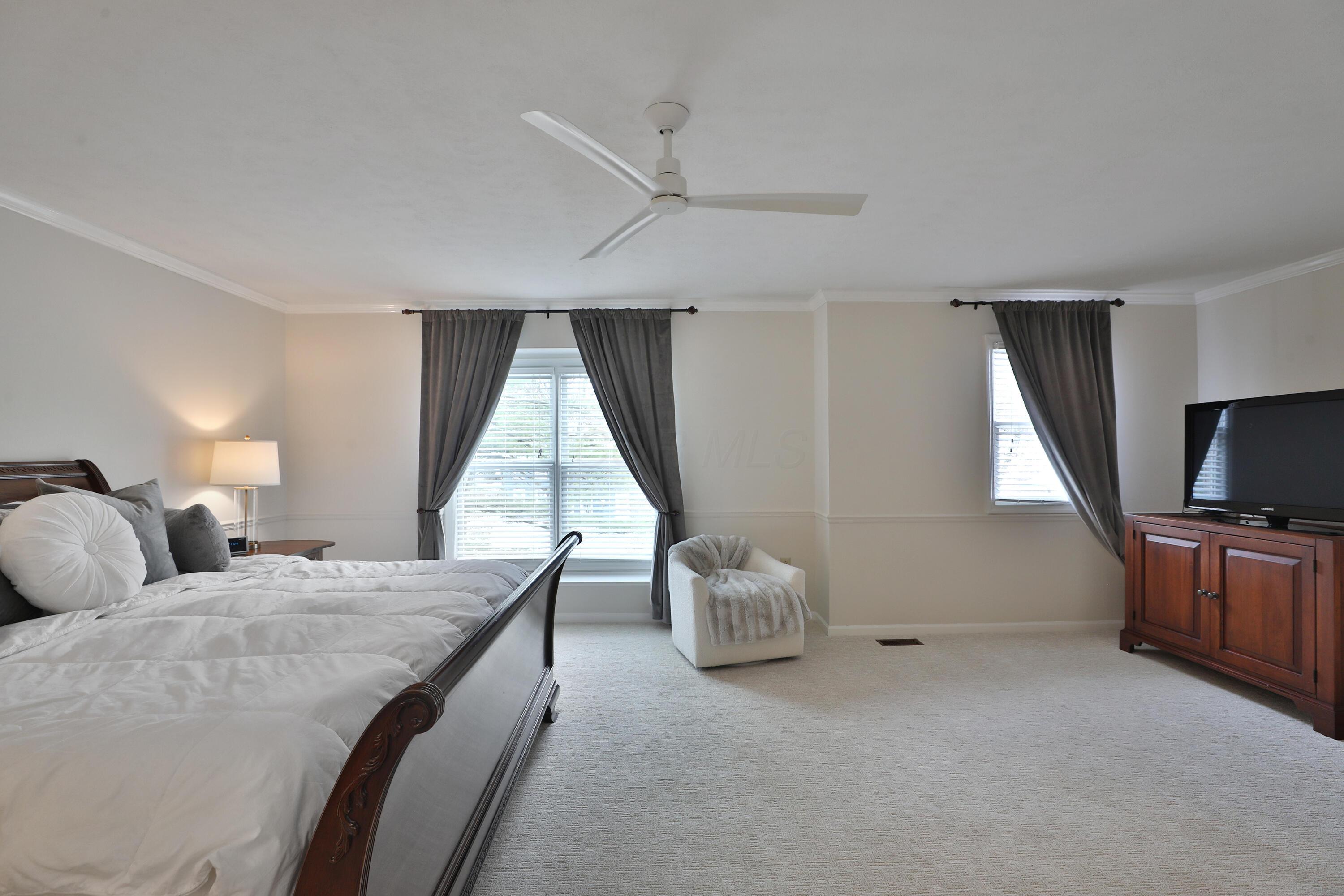 919 Valleyview Drive, Westerville, Ohio image 39