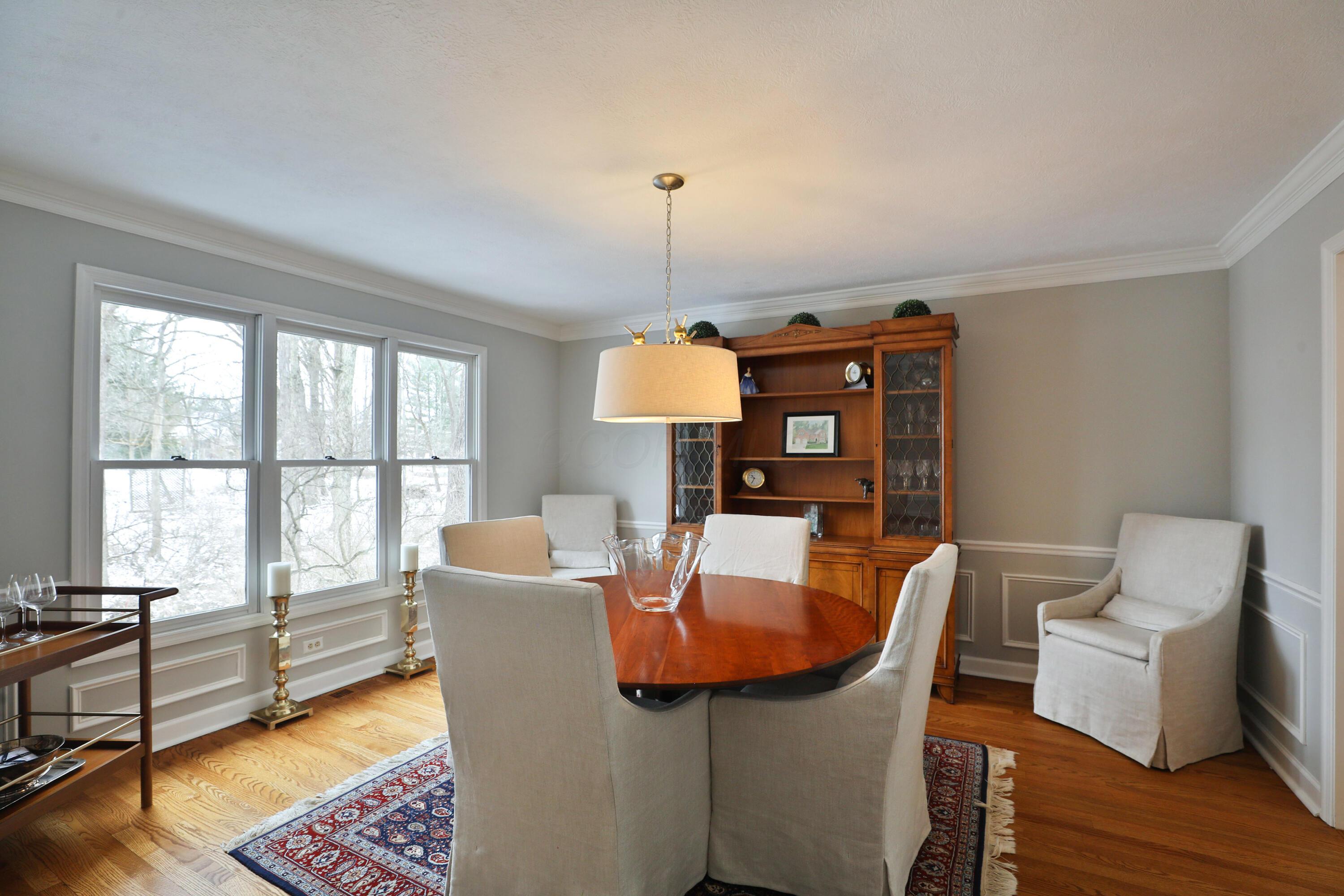 919 Valleyview Drive, Westerville, Ohio image 27