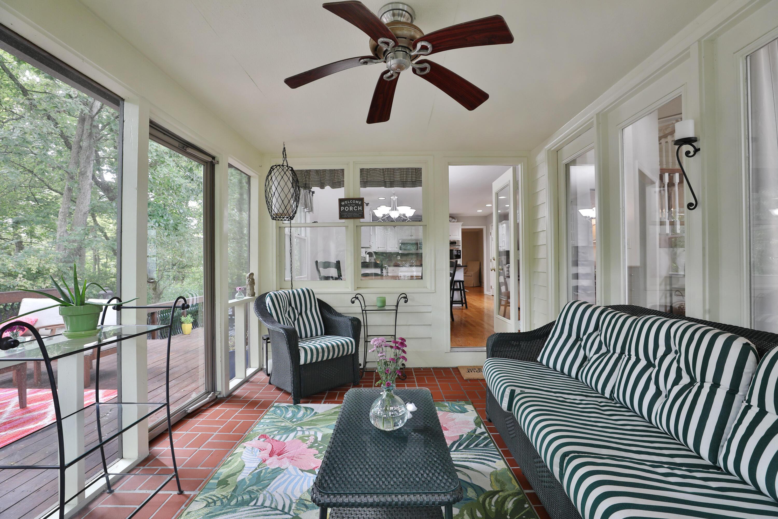 919 Valleyview Drive, Westerville, Ohio image 15