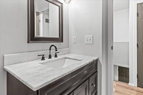 Tiny photo for 4923 Stoneybrook Boulevard 21F #21F, Hilliard, OH 43026 (MLS # 226000519)