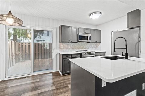 Tiny photo for 4923 Stoneybrook Boulevard 21F #21F, Hilliard, OH 43026 (MLS # 226000519)