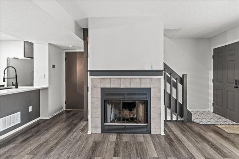 Tiny photo for 4923 Stoneybrook Boulevard 21F #21F, Hilliard, OH 43026 (MLS # 226000519)