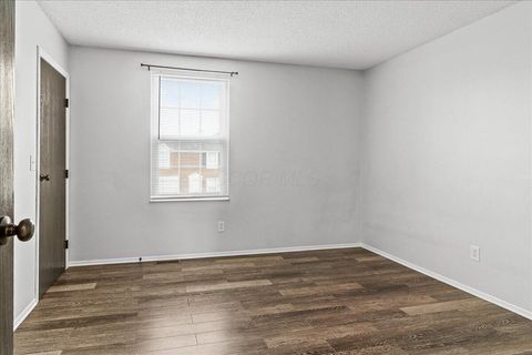 Tiny photo for 4923 Stoneybrook Boulevard 21F #21F, Hilliard, OH 43026 (MLS # 226000519)